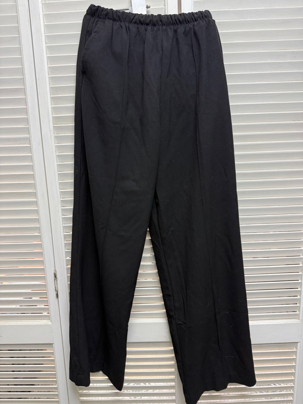 GAP Women's Wide Leg Pants in Black